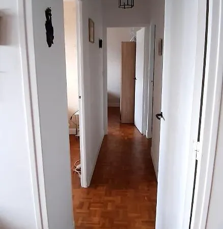 Near Bibliotheque, Nice Appart 64 M2, 3 דירה *